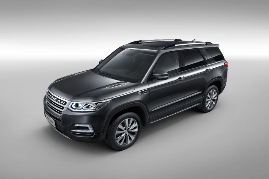  Changan CS95 2017 года  (фото 9 из 11)